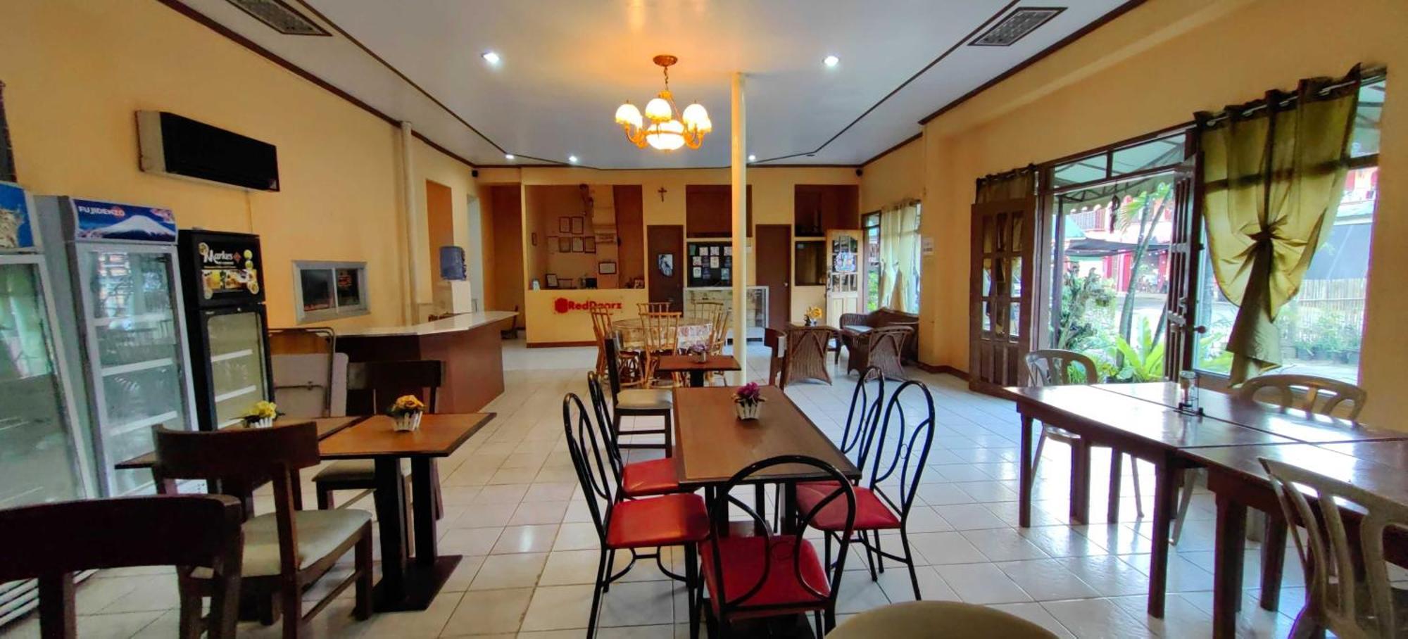 Oyo 1038 William Hearts Pension Puerto Princesa Extérieur photo